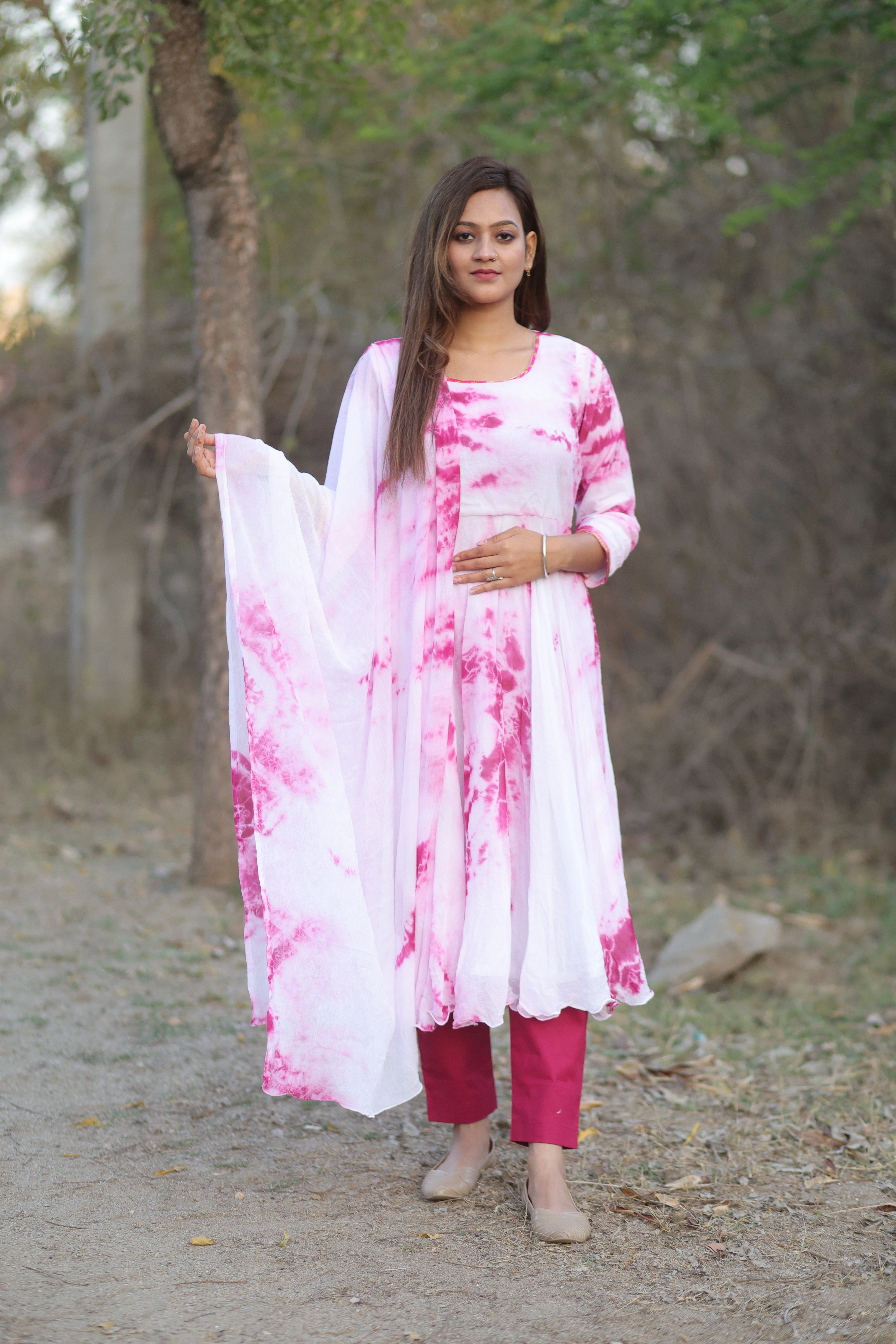 Aria Bandhani Tie and Dye Kurta Pant and Duppatta Set